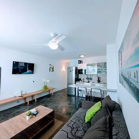 Cettina Tenerife Sur * أرونا