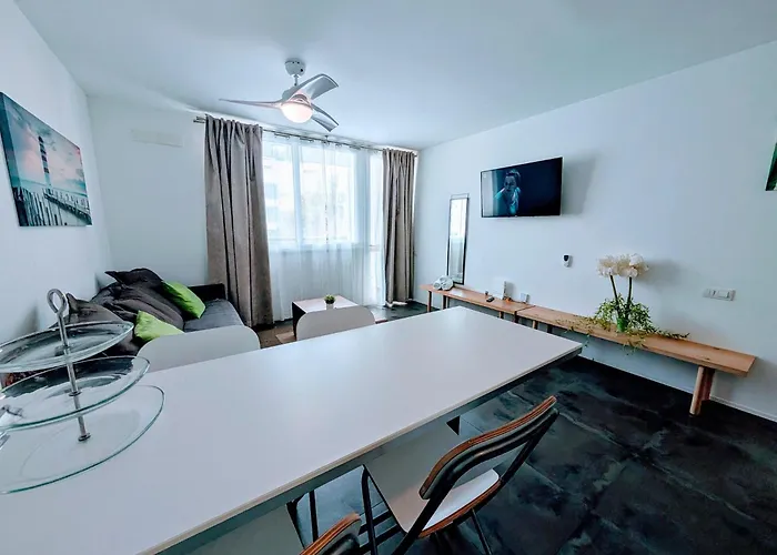 Cettina Tenerife Sur أرونا